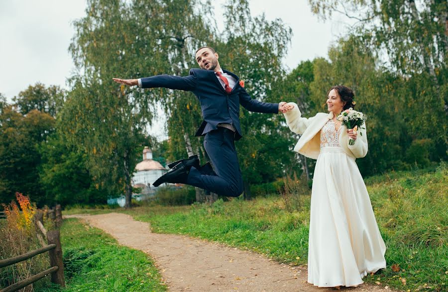 Fotógrafo de casamento Dmitriy Denisov (steve). Foto de 18 de outubro 2016