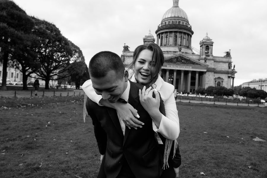 Wedding photographer Vitaliy Murashov (vmfot). Photo of 7 December 2020