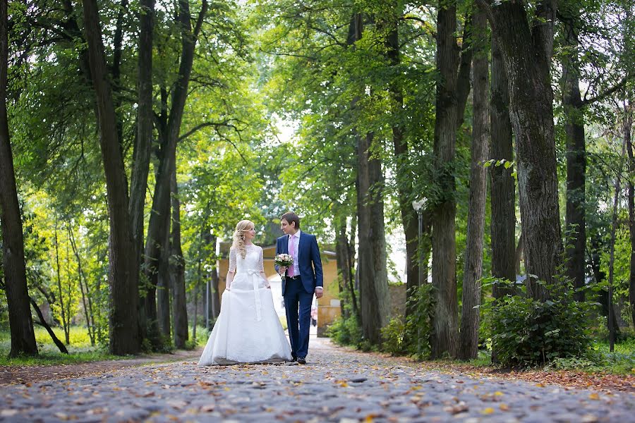 Fotógrafo de bodas Elena Drozdova (luckyhelen). Foto del 25 de julio 2019