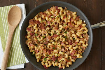 Bacon Cheeseburger Pasta Skillet