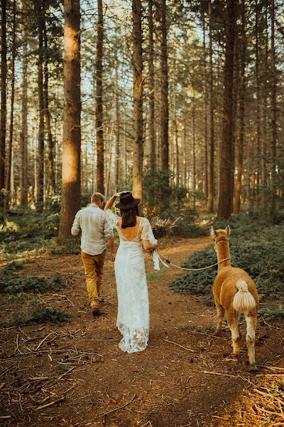 Hochzeitsfotograf Mirna Pavlovic (wanderingchilde). Foto vom 31. Januar 2021