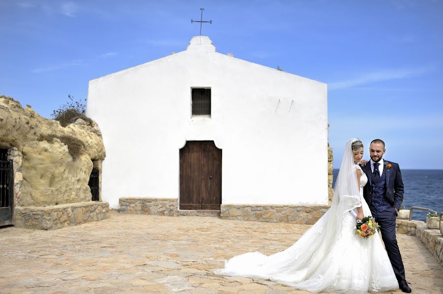 Fotografo di matrimoni Massimiliano Maddanu (maddanu). Foto del 1 maggio 2020