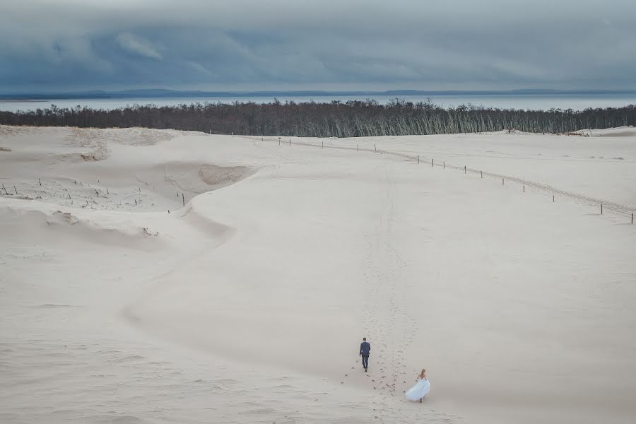 Svadobný fotograf Michał Bernaśkiewicz (studiomiw). Fotografia publikovaná 8. januára 2018