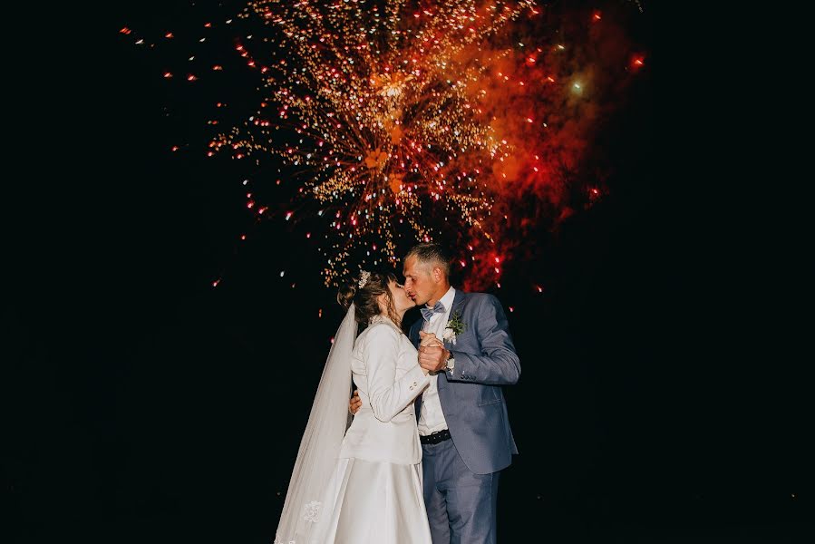 शादी का फोटोग्राफर Yuliya Savvateeva (savvateevajulia)। सितम्बर 19 2019 का फोटो