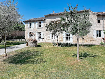 maison à Aigondigné (79)