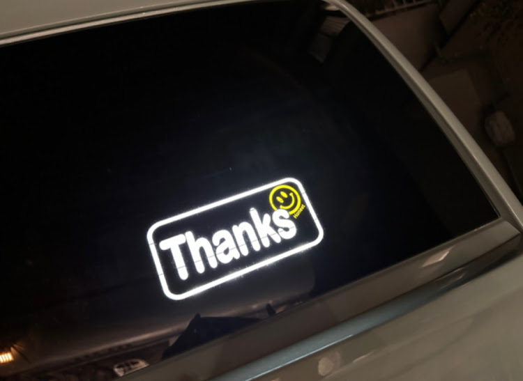 スペーシアギアのガラスリッド・フューエルキャップリング・thank youハザード・カスタムパーツ紹介・納車準備に関するカスタム事例の投稿画像2枚目