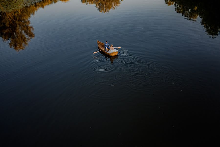 Pulmafotograaf Kuba Kaczorowski (kubakaczorowski). Foto tehtud 8 detsember 2020