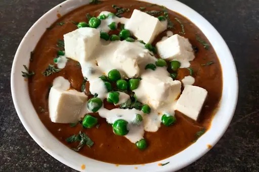 Matar Paneer Gravy