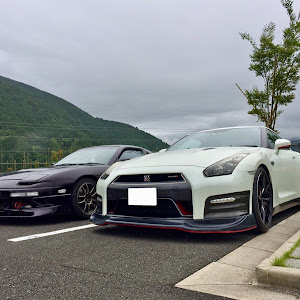 NISSAN GT-R