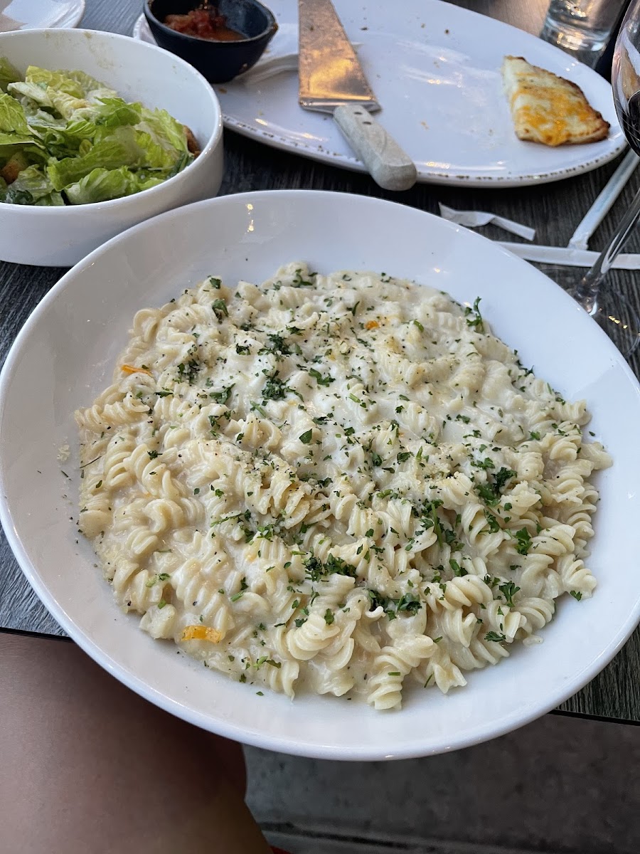 GF mac and cheese, focaccia cheesy bread and a cesar salad!