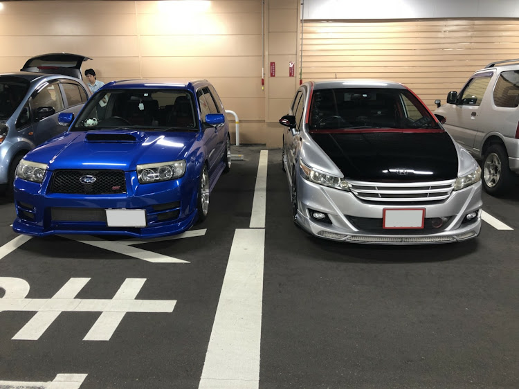 ストリームの迷走ナンバーフレーム・コラボに関するカスタム事例の投稿画像3枚目
