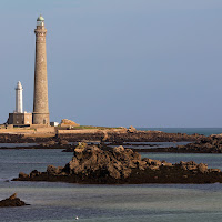 Le petit phare et le grand phare  di 