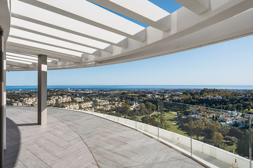 Apartment with terrace 1