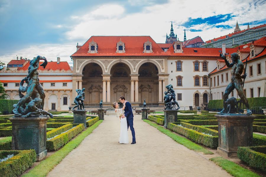 Jurufoto perkahwinan Katarzyna Michałaki (savoyar). Foto pada 20 April 2016