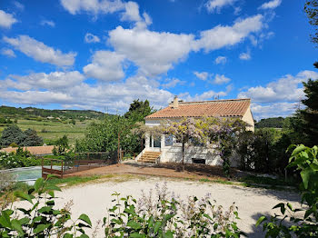villa à Sainte-Cécile-les-Vignes (84)