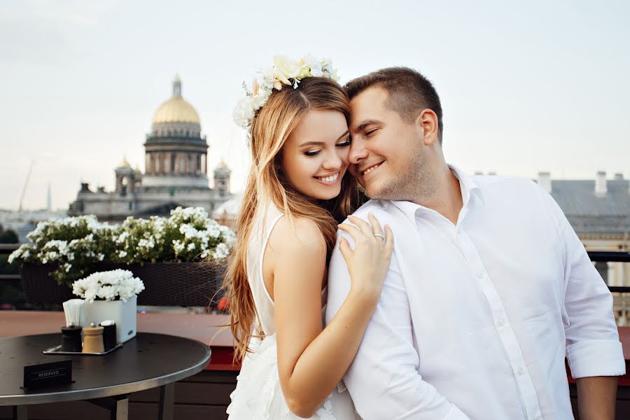 Fotógrafo de casamento Ekaterina Alyukova (ekaterinalyukova). Foto de 15 de janeiro 2019