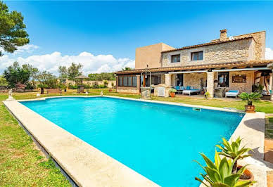 Maison avec piscine et terrasse 20