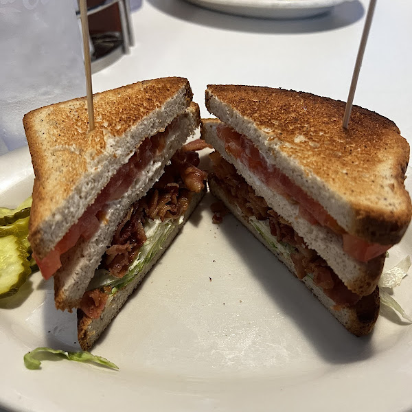 BLT on gluten-free bread