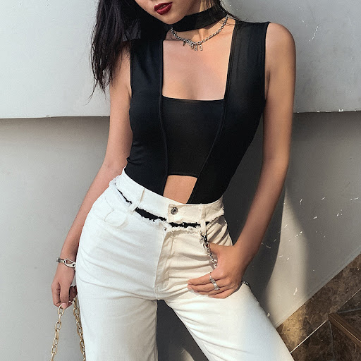 Title 5, Hollow sleeveless round neck triangle jumpsuit ...