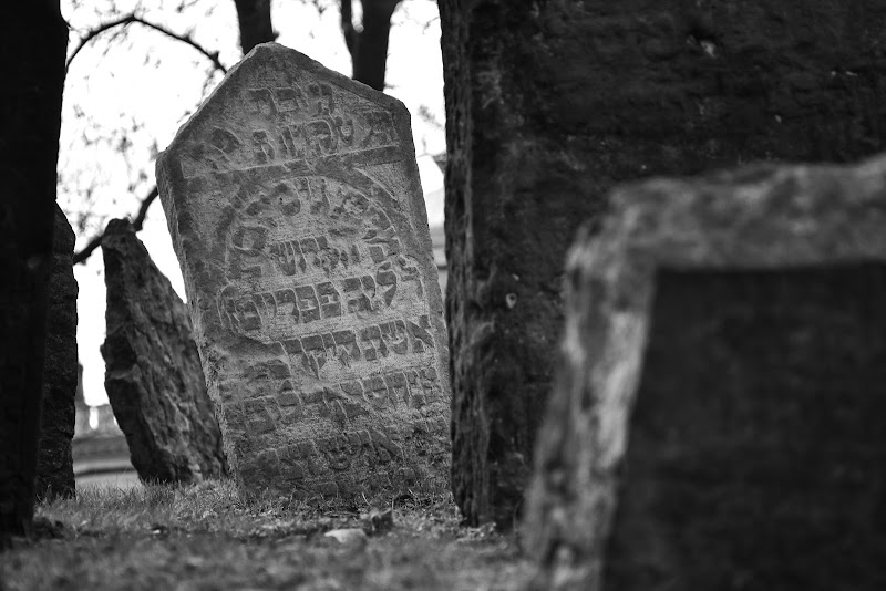 Cimitero ebraico, Praga di lorella