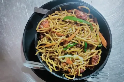 Manchurian Noodles