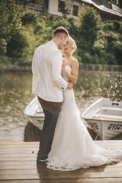 Fotografo di matrimoni Asya Galaktionova (asyagalaktionov). Foto del 10 aprile 2018