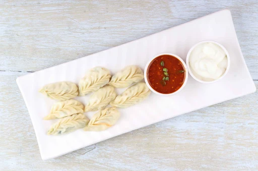 Paneer Steamed Momos [8 Pieces]