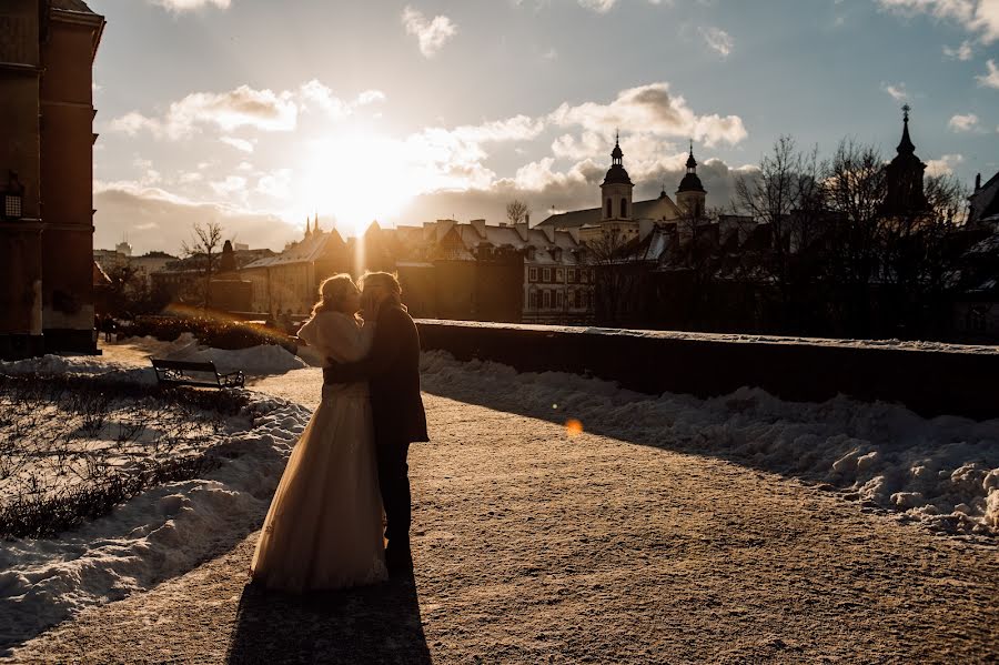 Kāzu fotogrāfs Dorota Bukowska-Kmin (bukowskakmin). Fotogrāfija: 22. februāris 2022