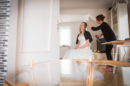 Fotógrafo de bodas Juri Khačadurov (elegantehochzeit). Foto del 16 de octubre 2016