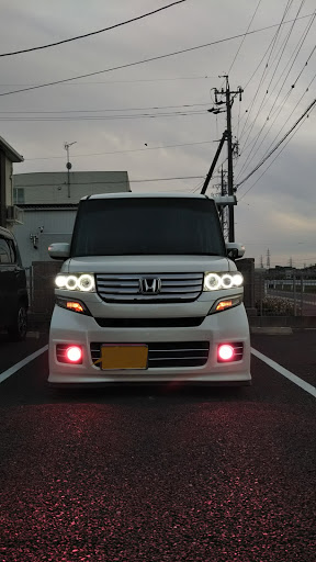 ポジションランプを交換する方法は ポジションランプの交換方法とカスタム方法を紹介 Cartuneマガジン