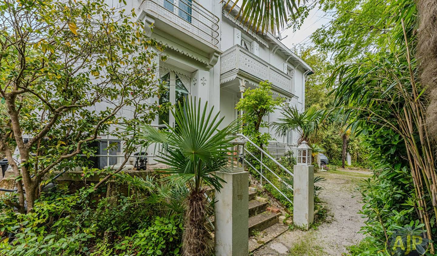 House Arcachon