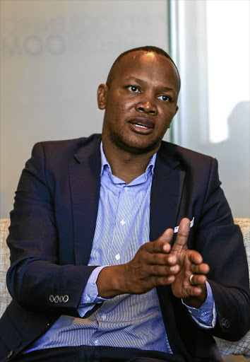 Nkosana Makate has gone to the Constitutional Court again to clarify its order that Vodacom has to pay him as originator of the Please Call Me service.