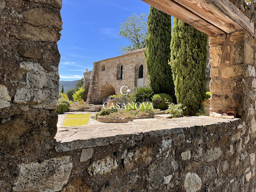 House with pool and terrace 2