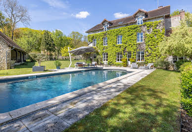 Property with pool 1