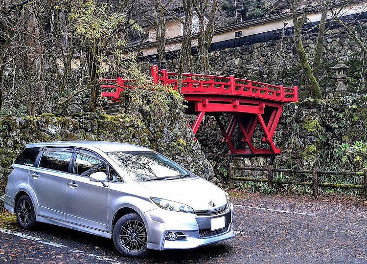 ウィッシュのドライブ・車の写真が好きな人と繋がりたい・車が好きな人と繋がりたい・横蔵寺・紅葉に関するカスタム事例の投稿画像1枚目