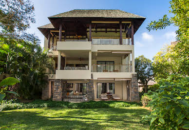 Apartment with terrace and pool 18