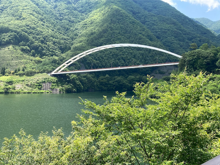 マークXの山梨県北杜市へGO・昔懐かしい小学校での給食体験・ドライブ日和♪・記念撮影✨・みずうみ、橋、愛車に関するカスタム事例の投稿画像8枚目