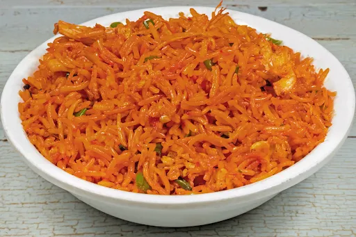 Chicken Schezwan Fried Rice [Serves 1]