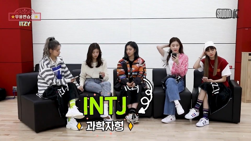 INTJ : not very many intj kpop idols lol #ryujin #itzy #yangyang