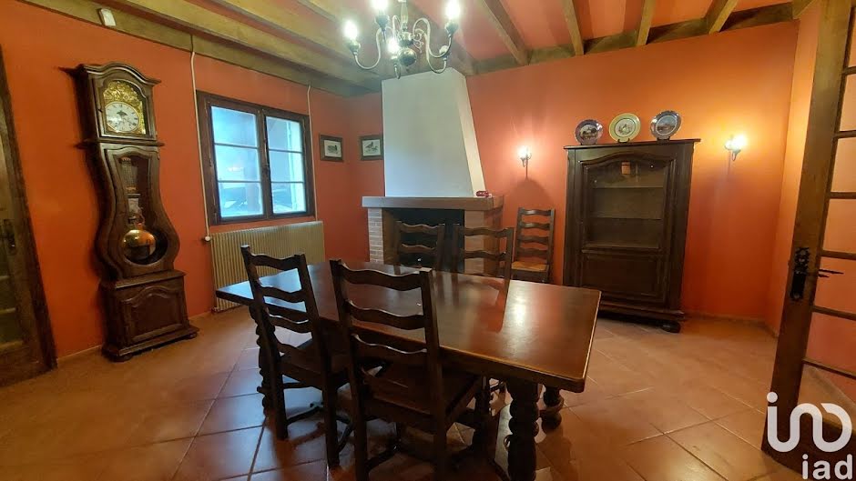 Vente maison 9 pièces 194 m² à Castillon-la-Bataille (33350), 223 600 €