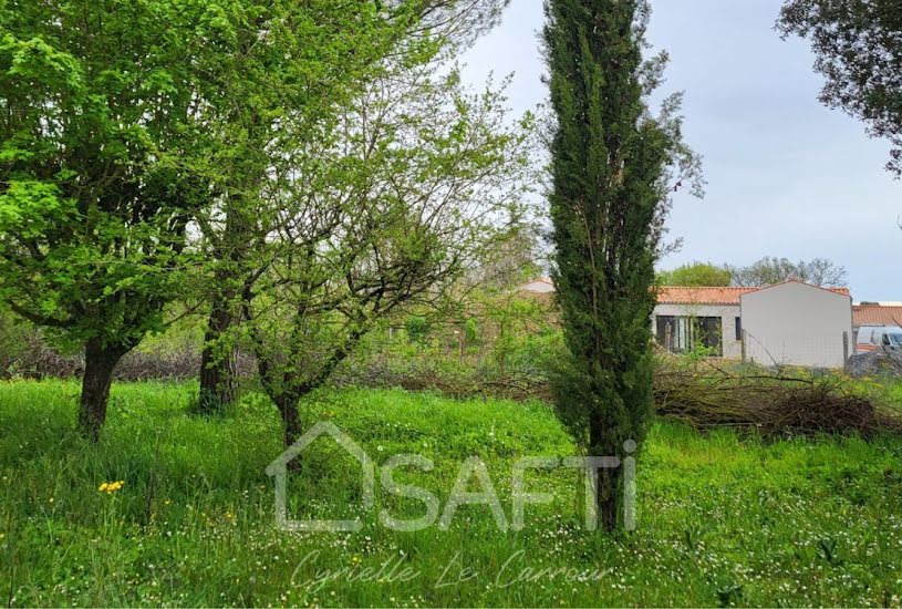  Vente Terrain à bâtir - 535m² à Saint-Sauveur-d'Aunis (17540) 