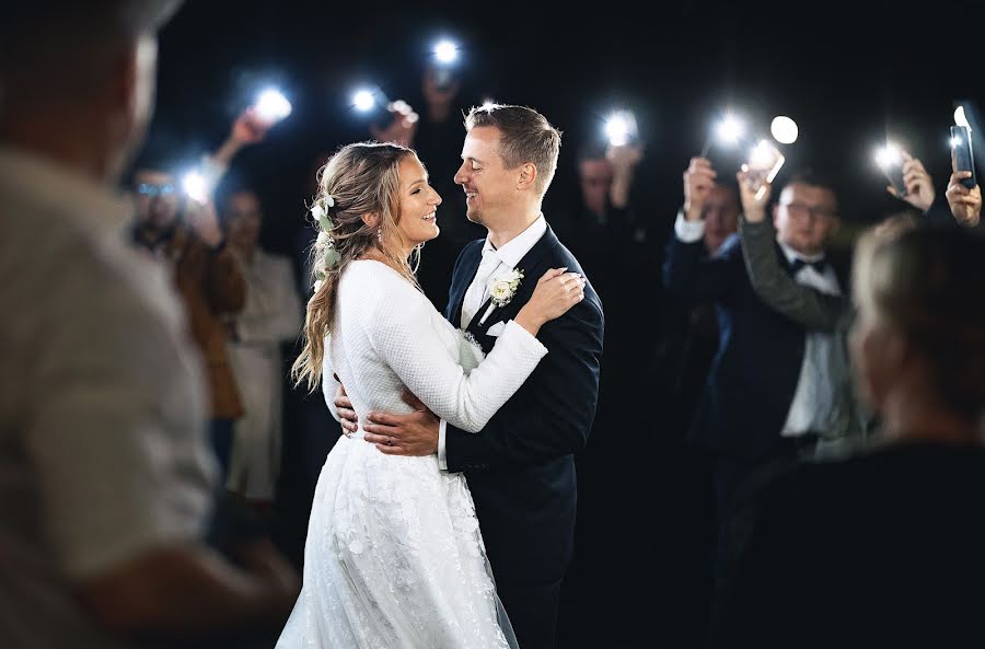 Fotógrafo de casamento Dušan Beňo (dusanbeno). Foto de 16 de abril 2022