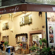 Mona's Cafe 寵物咖啡