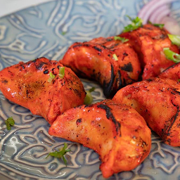 TANDOORI MOMOS [ VEG  ] 7 pcs 