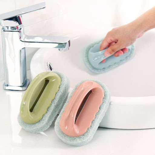 Title 13, Sassafras washbasin and floor cleaning set with...