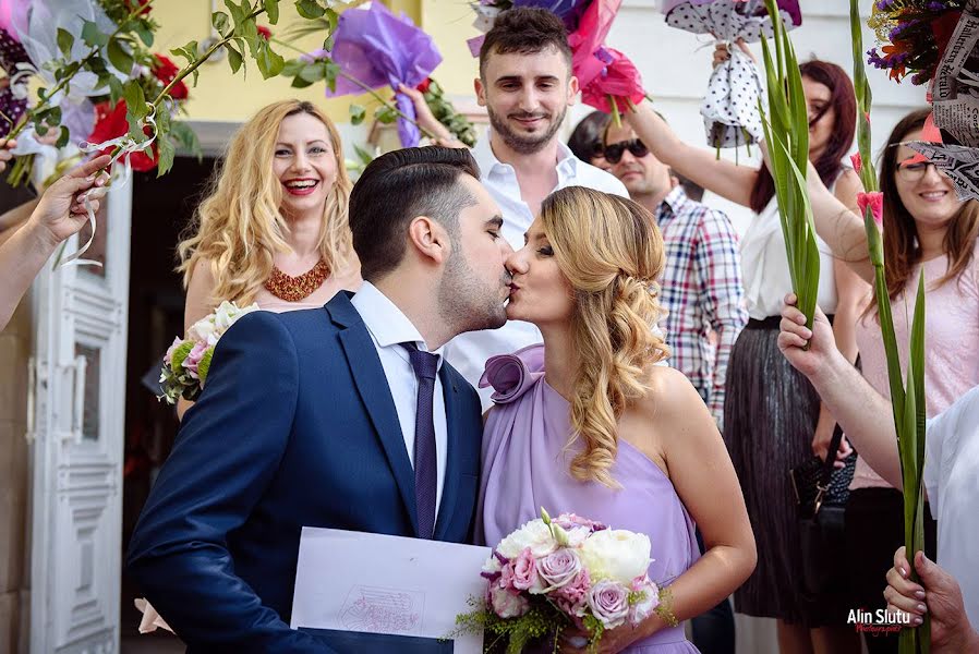 Fotografo di matrimoni Alin Slutu (alinslutu). Foto del 24 febbraio 2019