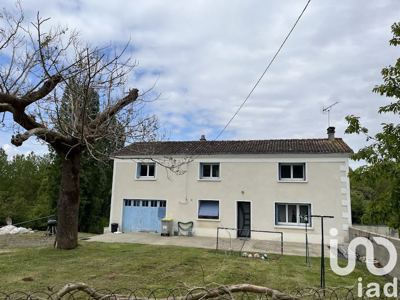 Vente maison 8 pièces 153 m² à Celles-sur-Belle (79370), 139 000 €