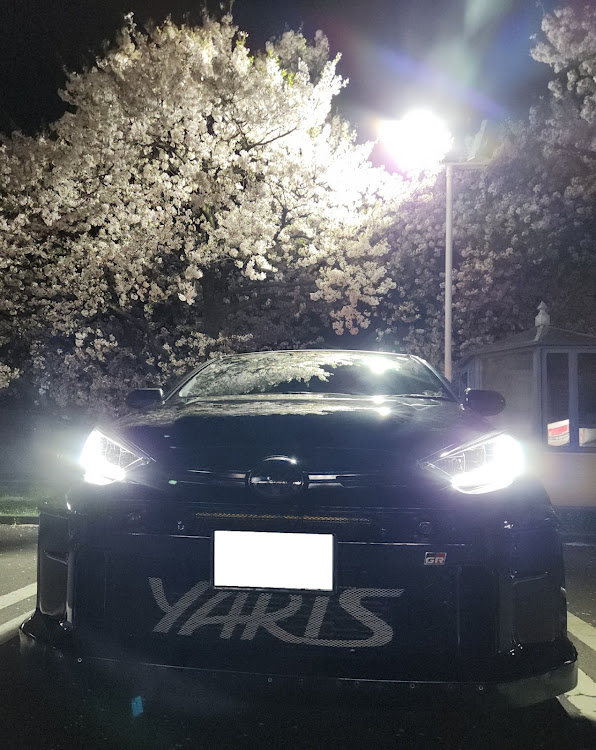 GRヤリスのサクラと愛車・洗車・DIY・オートゲージ 油圧計に関するカスタム事例の投稿画像2枚目