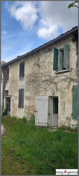 Vente maison 3 pièces 50 m² à Chaniers (17610), 55 000 €