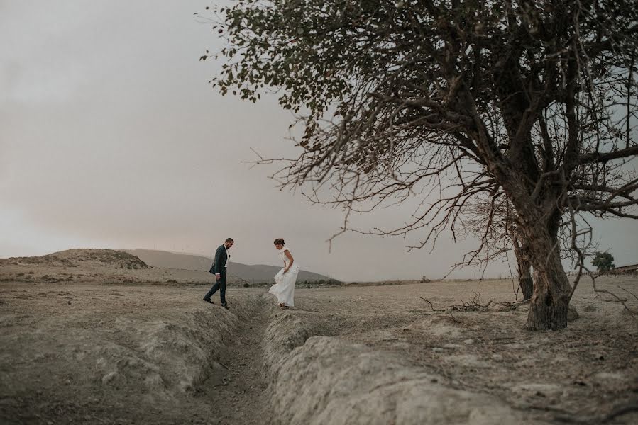 Fotografo di matrimoni Dimitris Manioros (manioros). Foto del 17 gennaio 2019